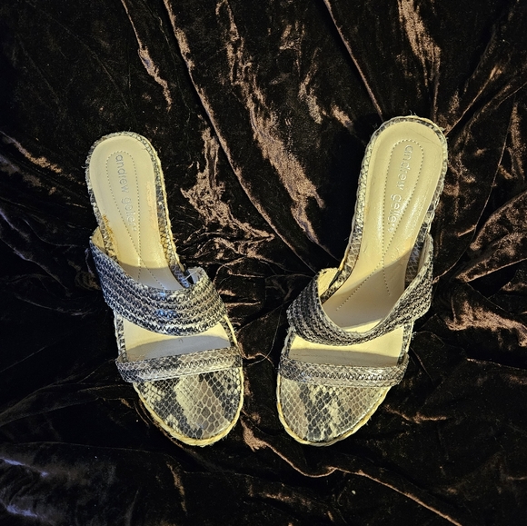 Andrew Geller slide on wedge Sandals - Picture 5 of 6